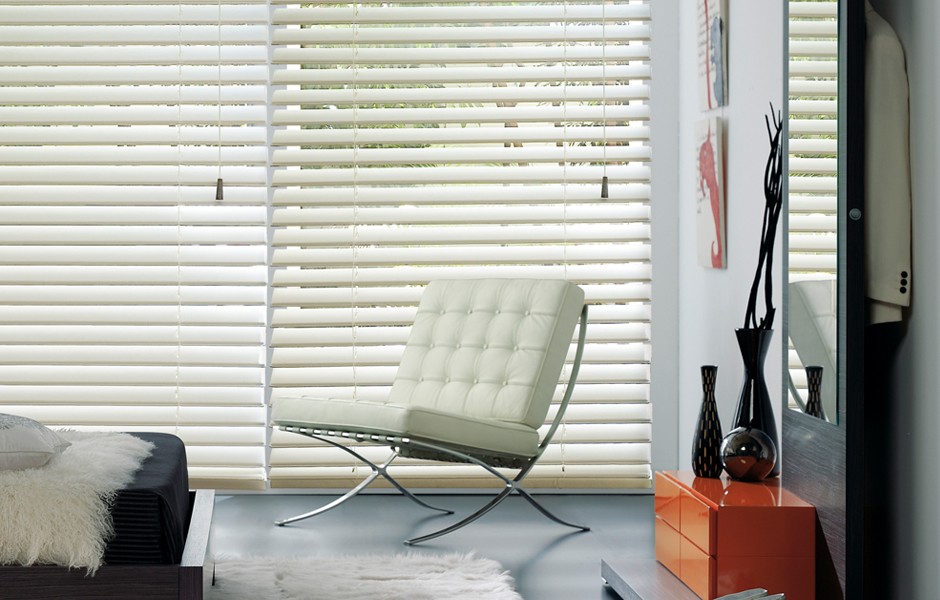 RIVER LEATHER VENETIAN BLIND